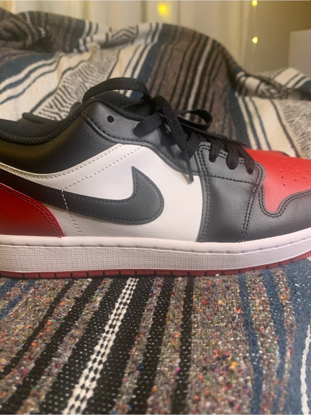 Jordan 1 Low “Bred Toe 2.0” size 11 men